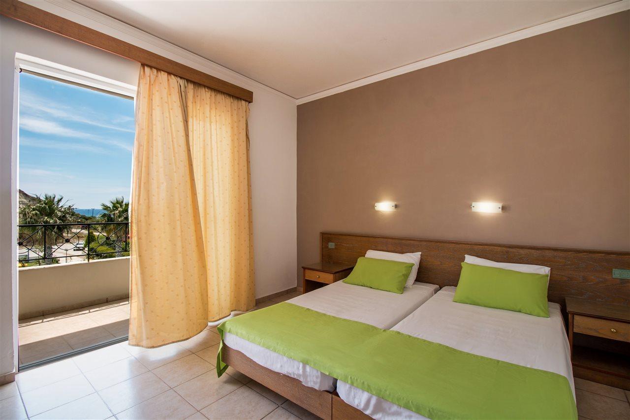 פליראקי Olympia Sun Hotel מראה חיצוני תמונה