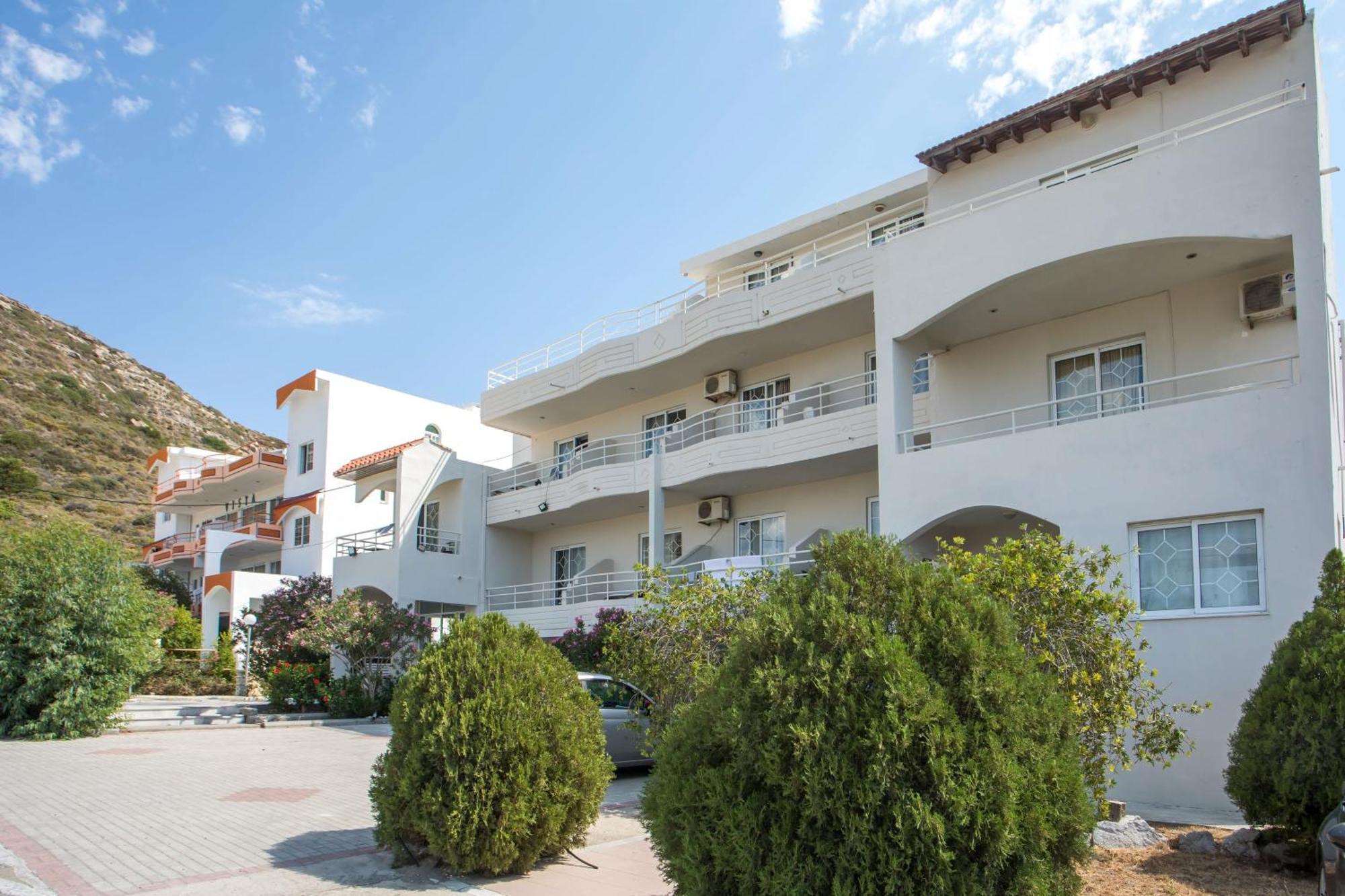 פליראקי Olympia Sun Hotel מראה חיצוני תמונה