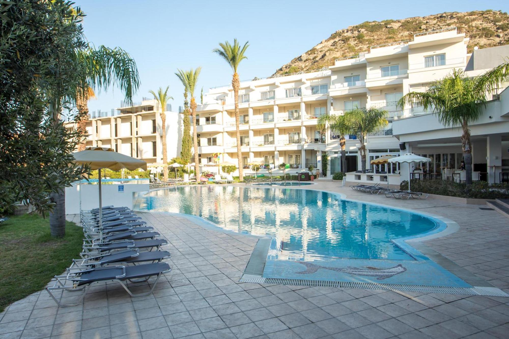 פליראקי Olympia Sun Hotel מראה חיצוני תמונה